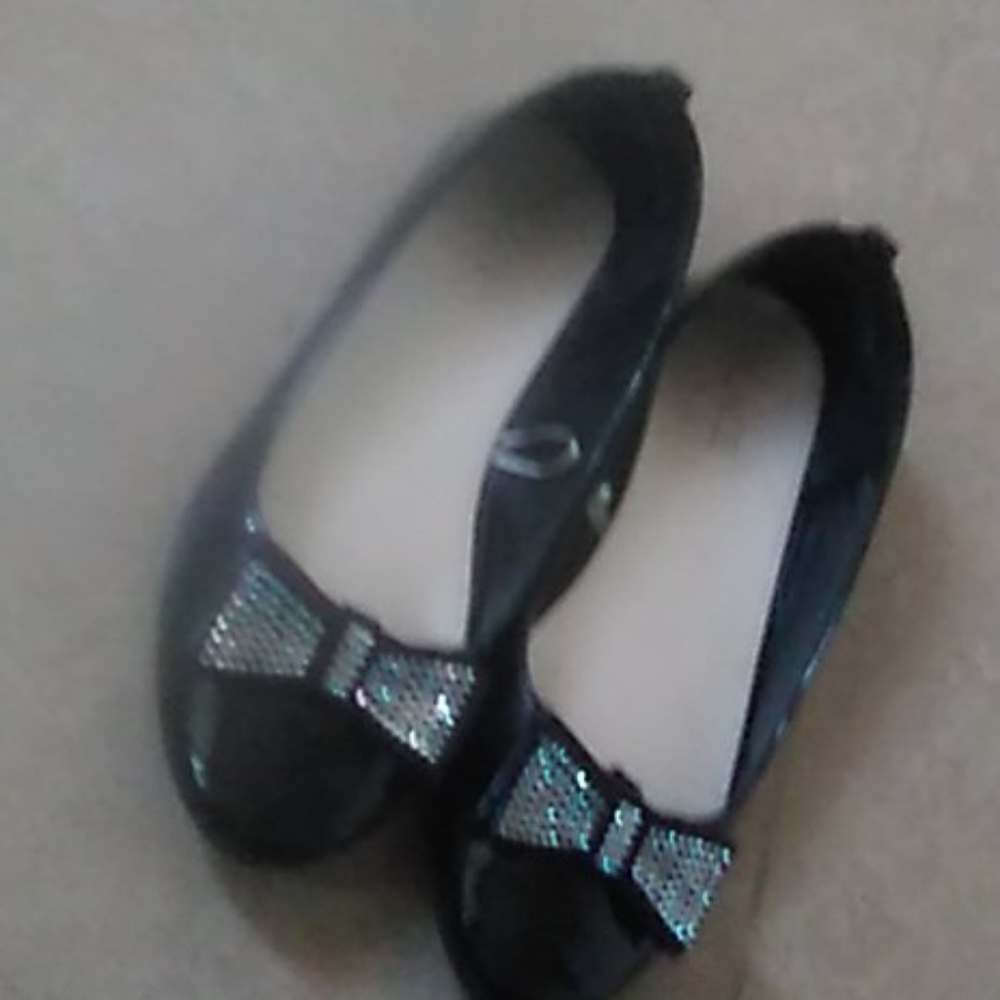 Shoes - Picture 2 of 2